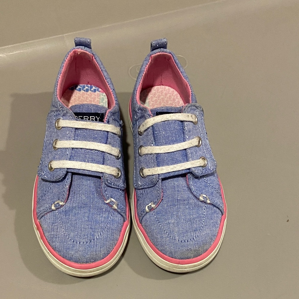 Sperry Kids Crest Vibe Jr. Sneaker